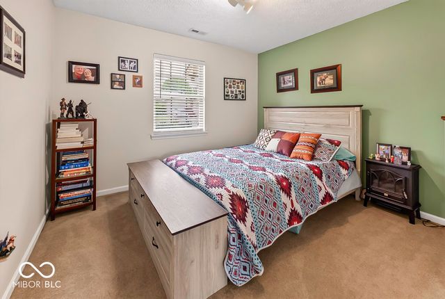 35 Morningside Court, Whiteland, IN 46184