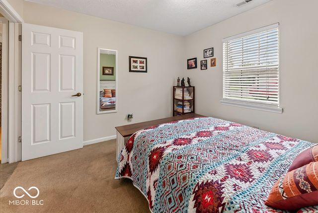 35 Morningside Court, Whiteland, IN 46184