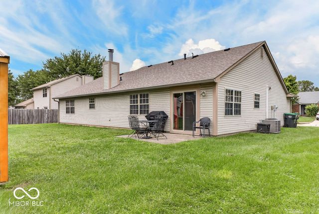 35 Morningside Court, Whiteland, IN 46184