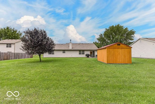35 Morningside Court, Whiteland, IN 46184