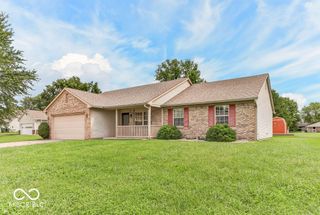 35 Morningside Court, Whiteland, IN 46184