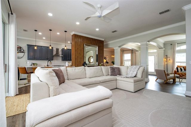 3043 CHAVEZ AVENUE, Clermont, FL 34715
