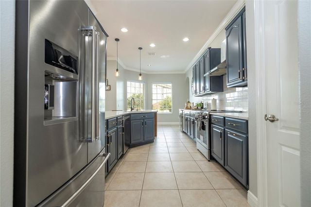 3043 CHAVEZ AVENUE, Clermont, FL 34715