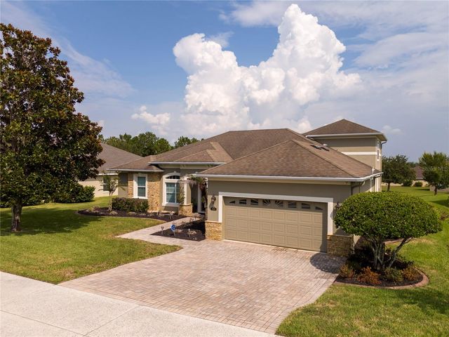 3043 CHAVEZ AVENUE, Clermont, FL 34715