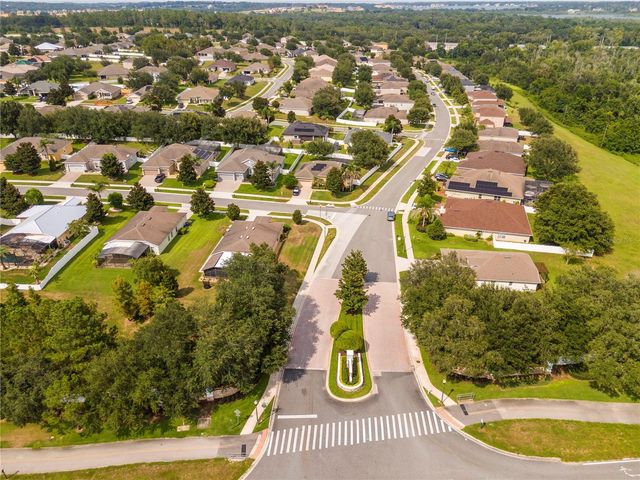 3043 CHAVEZ AVENUE, Clermont, FL 34715