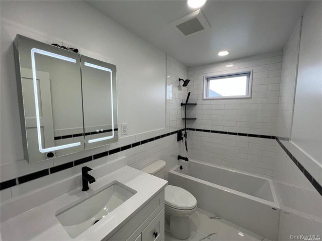517 Monroe Boulevard 2, Long Beach, NY 11561