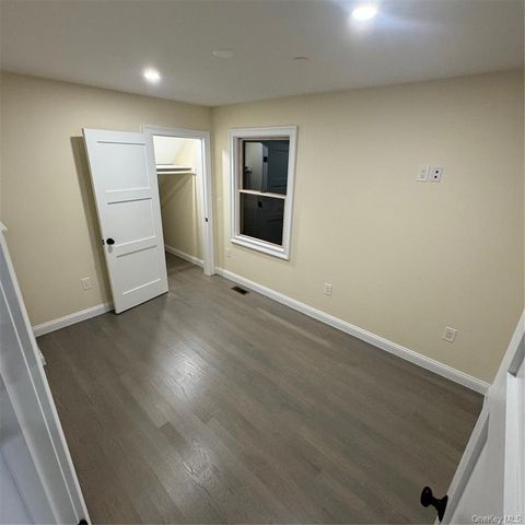 517 Monroe Boulevard 2, Long Beach, NY 11561