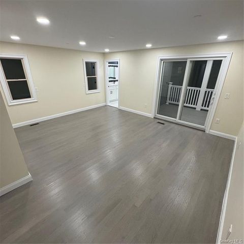 517 Monroe Boulevard 2, Long Beach, NY 11561