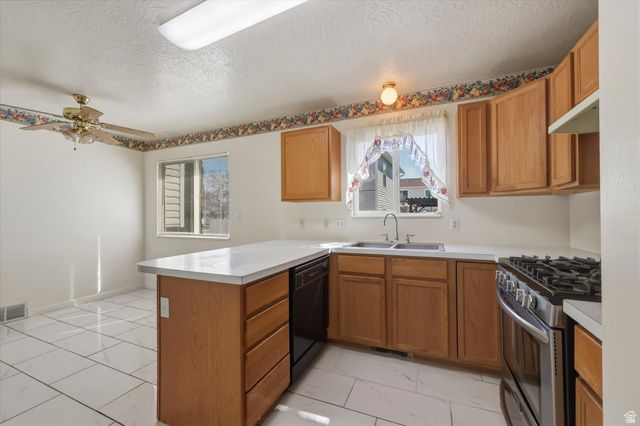 1421 W 50 S, Lehi, UT 84043