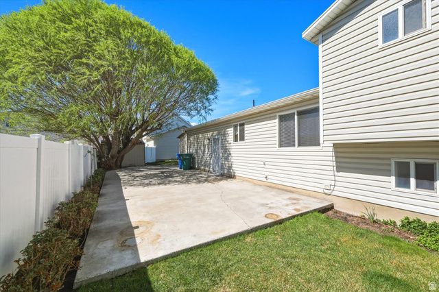 1421 W 50 S, Lehi, UT 84043