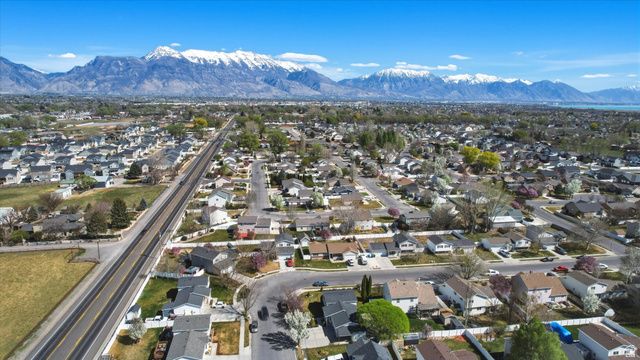 1421 W 50 S, Lehi, UT 84043