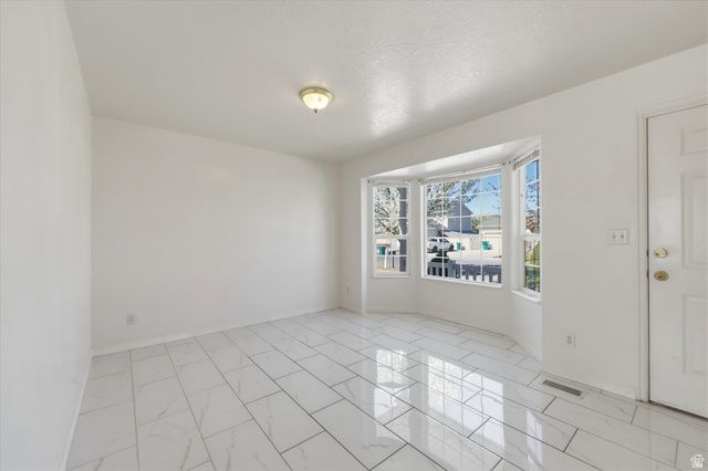 1421 W 50 S, Lehi, UT 84043