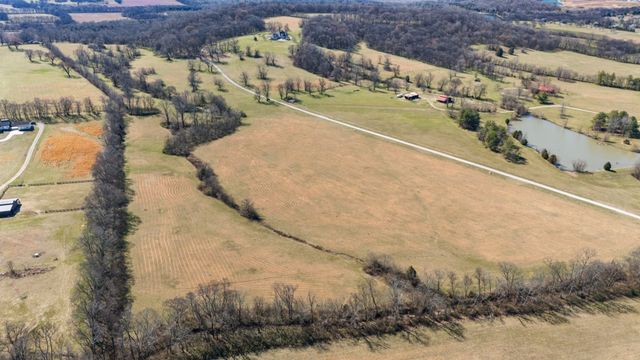 2031 Trilogy Ln, Mount Pleasant, TN 38474