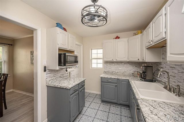 9305 Cloverhurst Drive, Affton, MO 63123
