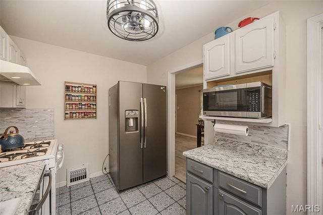 9305 Cloverhurst Drive, Affton, MO 63123