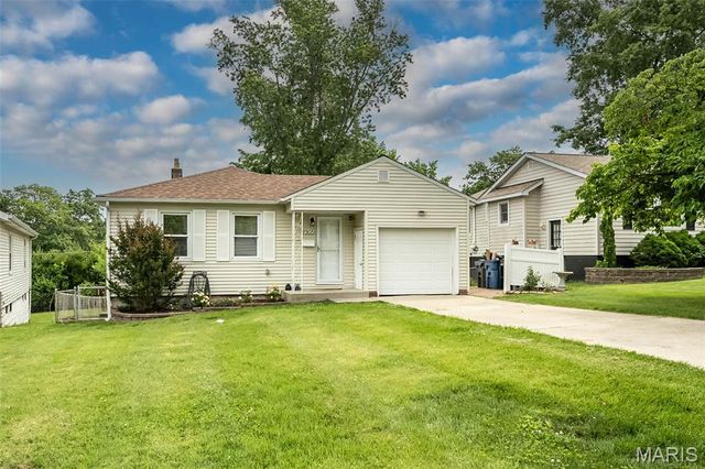 9305 Cloverhurst Drive, Affton, MO 63123