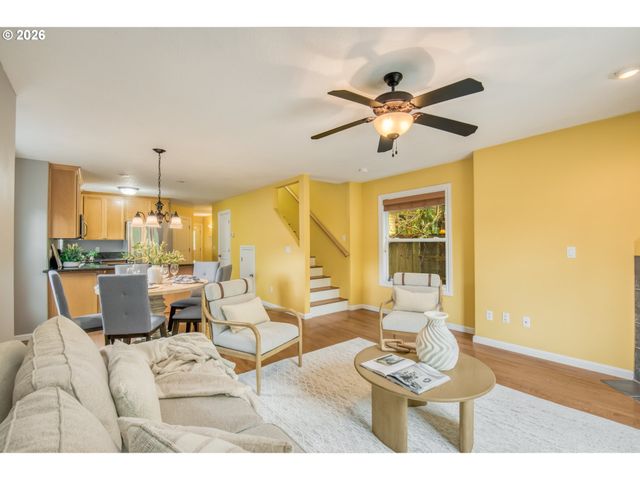 6842 N SEDRO St, Portland, OR 97203