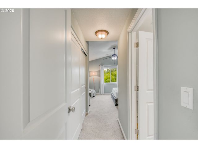 6842 N SEDRO St, Portland, OR 97203