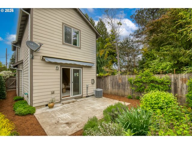 6842 N SEDRO St, Portland, OR 97203