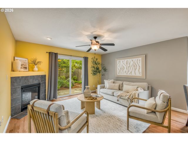 6842 N SEDRO St, Portland, OR 97203