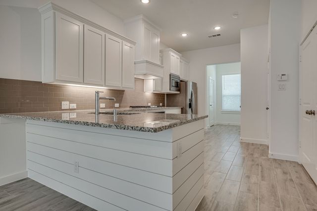 1186 Lake City Avenue, Flower Mound, TX 75028