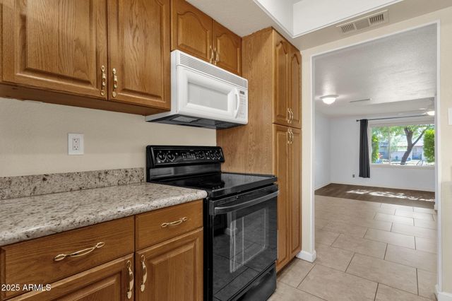 1704 E BELL DE MAR Drive, Tempe, AZ 85283