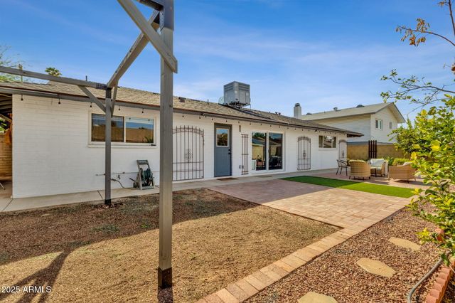 1704 E BELL DE MAR Drive, Tempe, AZ 85283