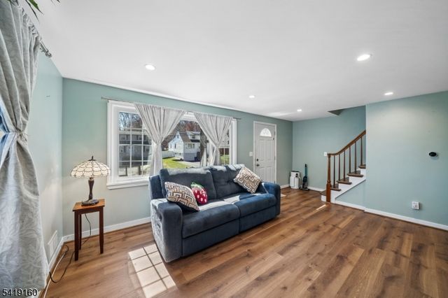 55 Sunnyside Rd, West Orange Twp., NJ 07052