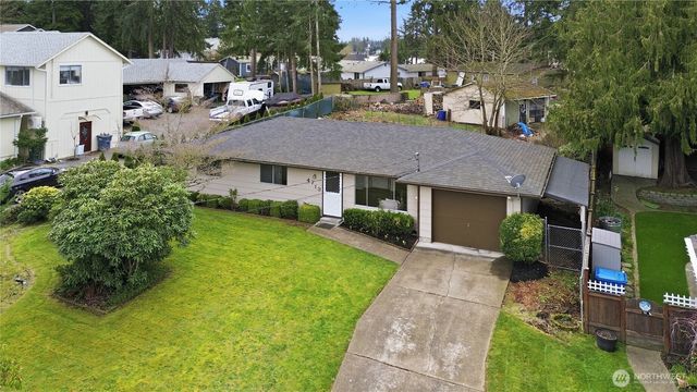 4713 N Island Drive, Bonney Lake, WA 98391