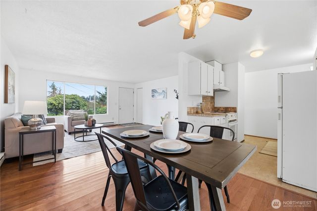 4713 N Island Drive, Bonney Lake, WA 98391