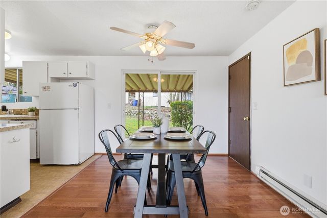 4713 N Island Drive, Bonney Lake, WA 98391