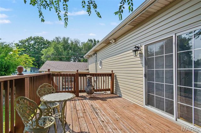 417 Young Avenue, Dupo, IL 62239