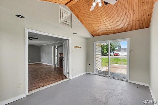 417 Young Avenue, Dupo, IL 62239