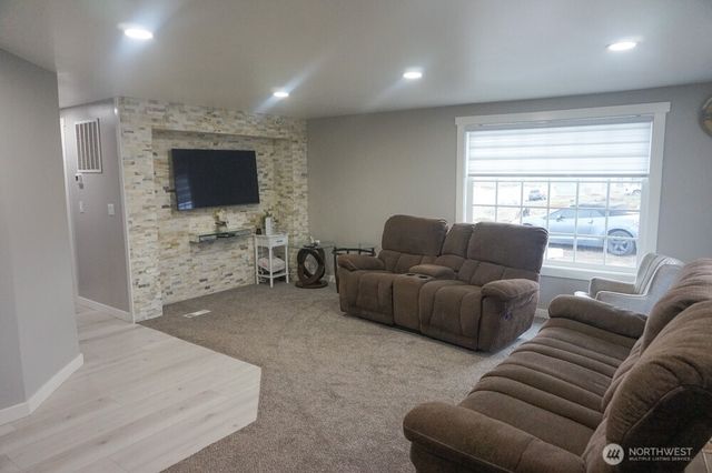 35 W Hampton Road, Hatton, WA 99344