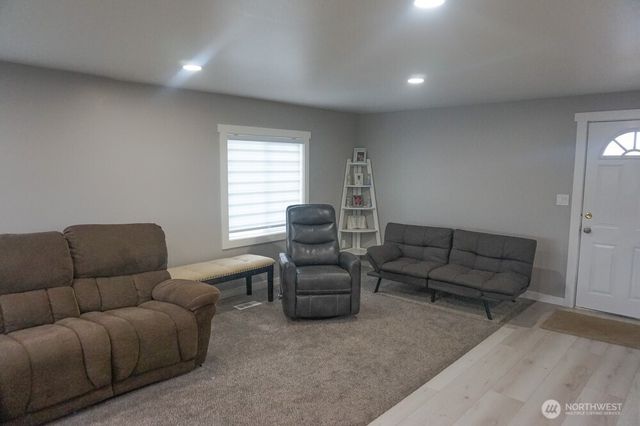 35 W Hampton Road, Hatton, WA 99344