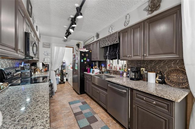 1740 CHERRY LANE, Lakeland, FL 33811