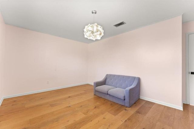 512 Orchard Drive, Lake Charles, LA 70605