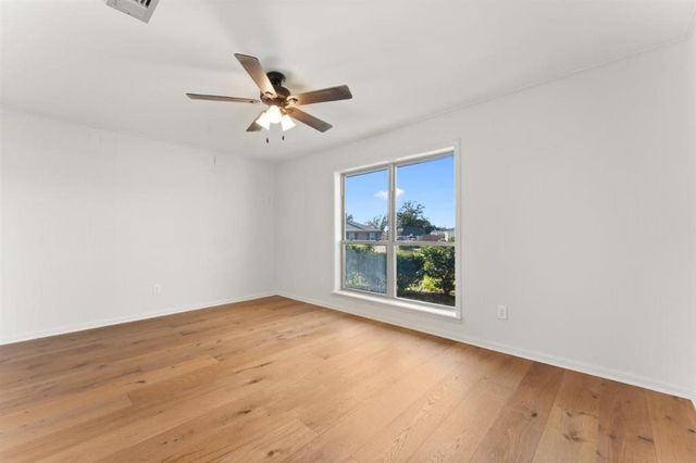 512 Orchard Drive, Lake Charles, LA 70605