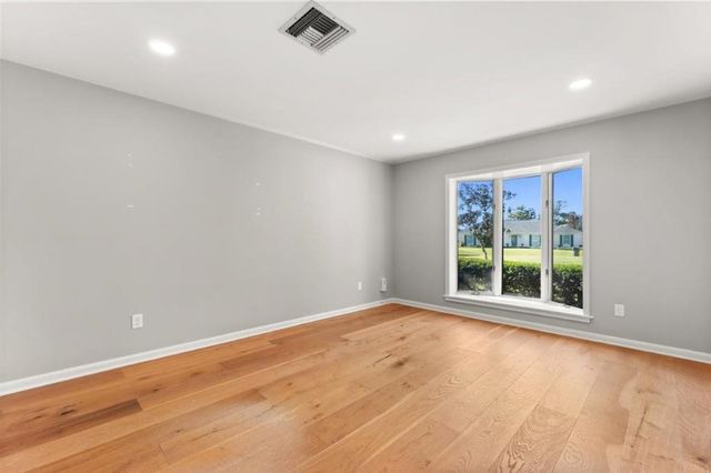 512 Orchard Drive, Lake Charles, LA 70605