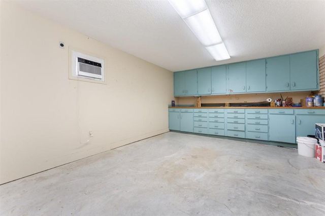 512 Orchard Drive, Lake Charles, LA 70605