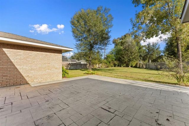 512 Orchard Drive, Lake Charles, LA 70605