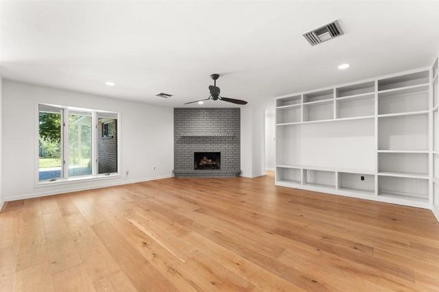 512 Orchard Drive, Lake Charles, LA 70605