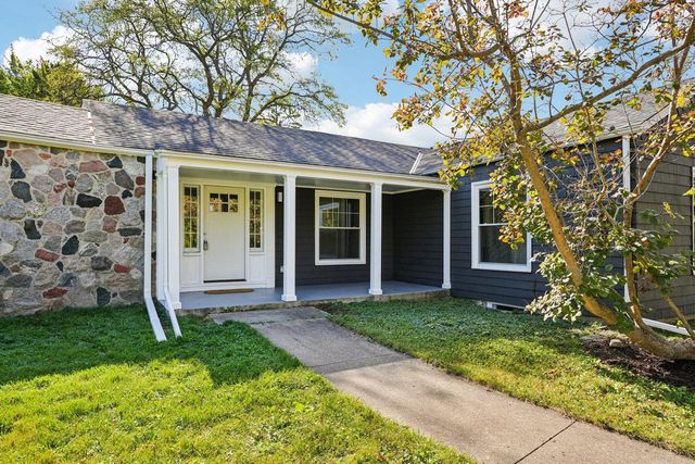 845 E Ellsworth LANE, Bayside, WI 53217