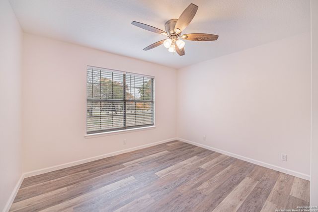 380 Bear Ridge, La Vernia, TX 78121