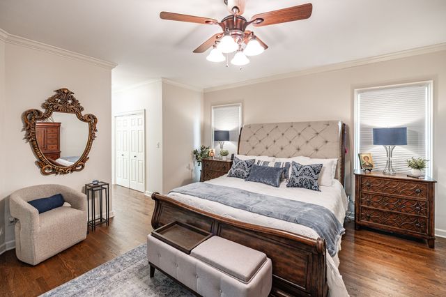 208 Pecan Ct, Gallatin, TN 37066