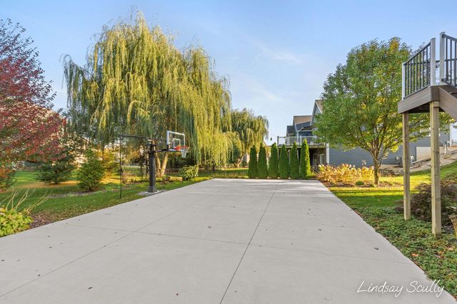 8990 Old Brower Road SW, Byron Center, MI 49315