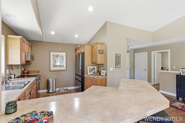 245 E Timberlake Drive, Holland, MI 49424