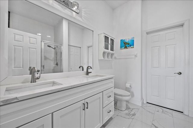 4986 Bonsai Circle Apt 214, Palm Beach Gardens, FL 33418