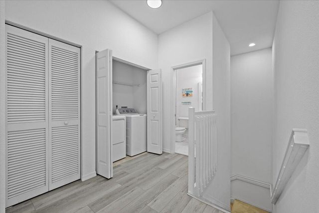 4986 Bonsai Circle Apt 214, Palm Beach Gardens, FL 33418