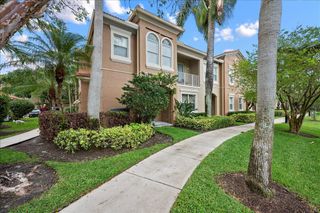 4986 Bonsai Circle Apt 214, Palm Beach Gardens, FL 33418